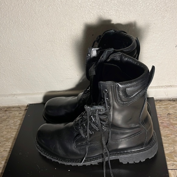 Boots Size 8
